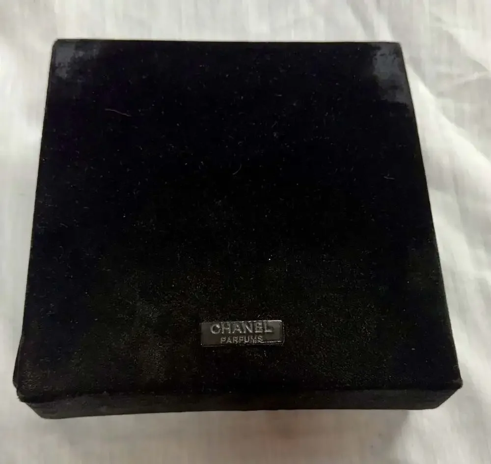 Chanel Parfums Black Velvet Magnetic Storage Gift Box